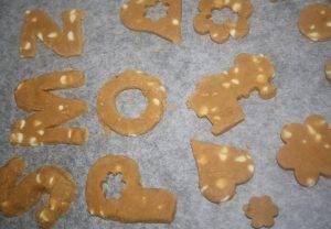alphabet-baking-cookie letters